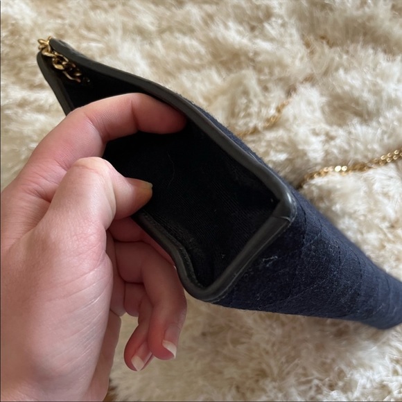 Chanel clutch - Picture 5 of 14